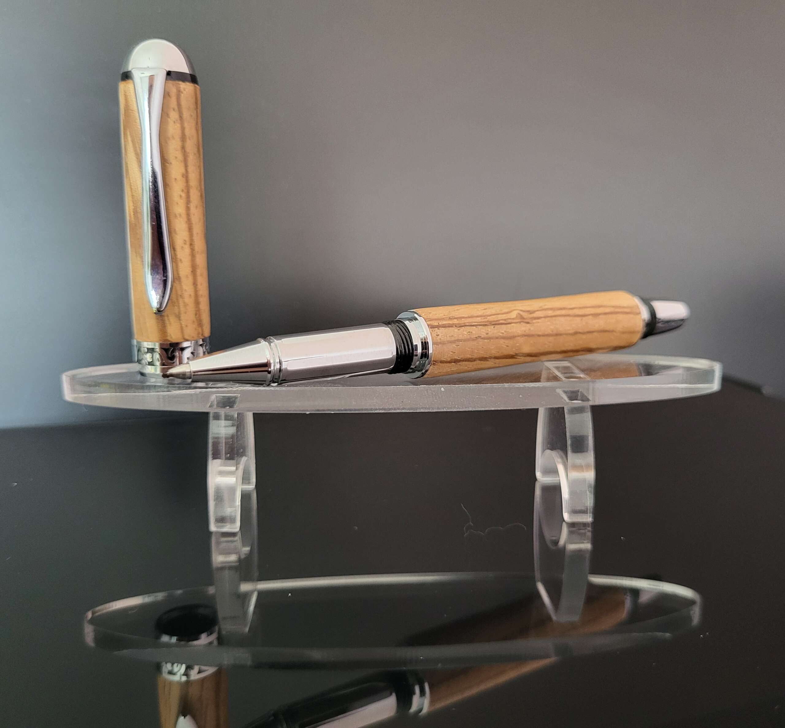 stylo roller en bois serpent dit "l'Explorateur"