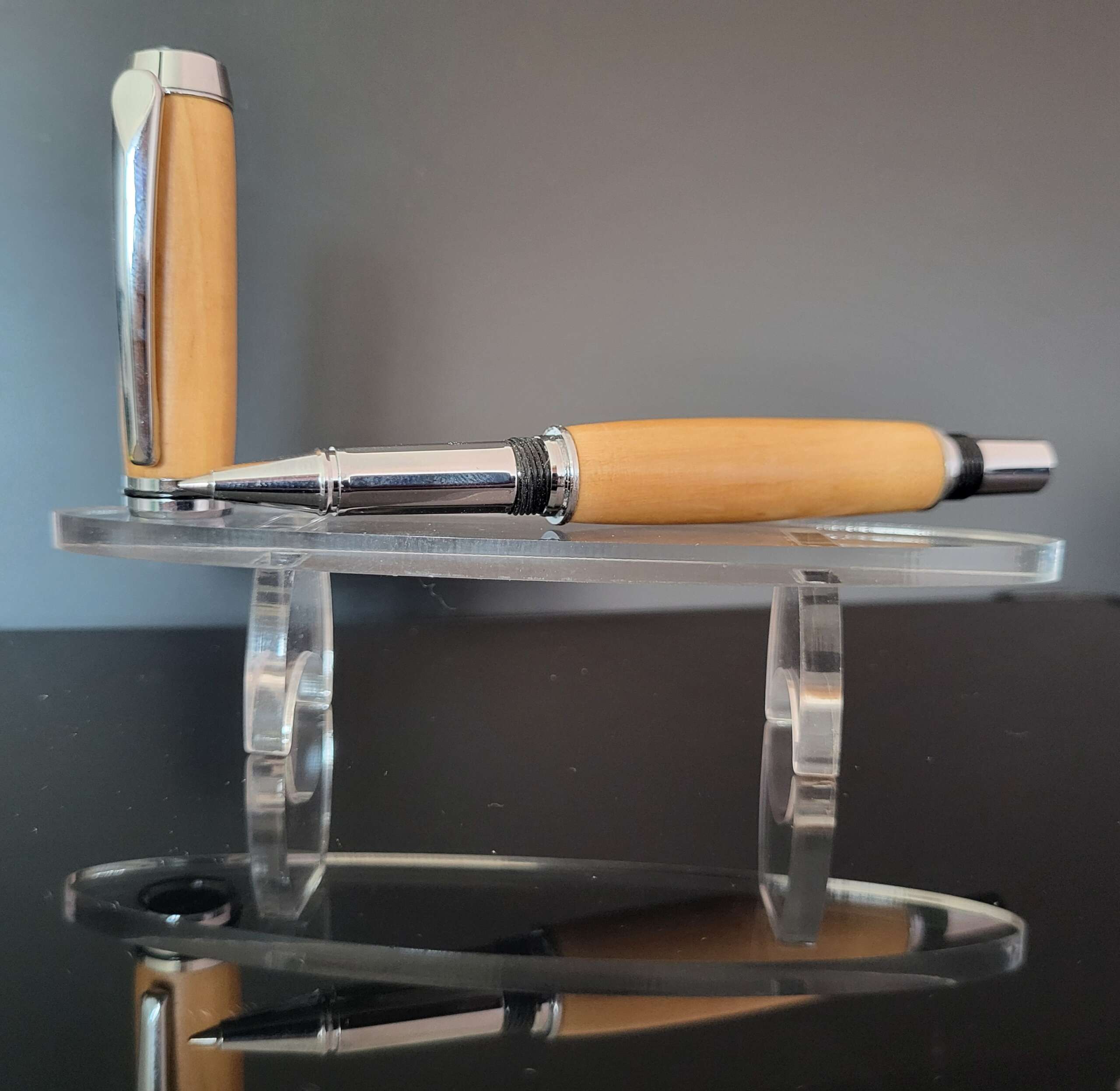 stylo roller en bois d'olivier dit "Le Sage"