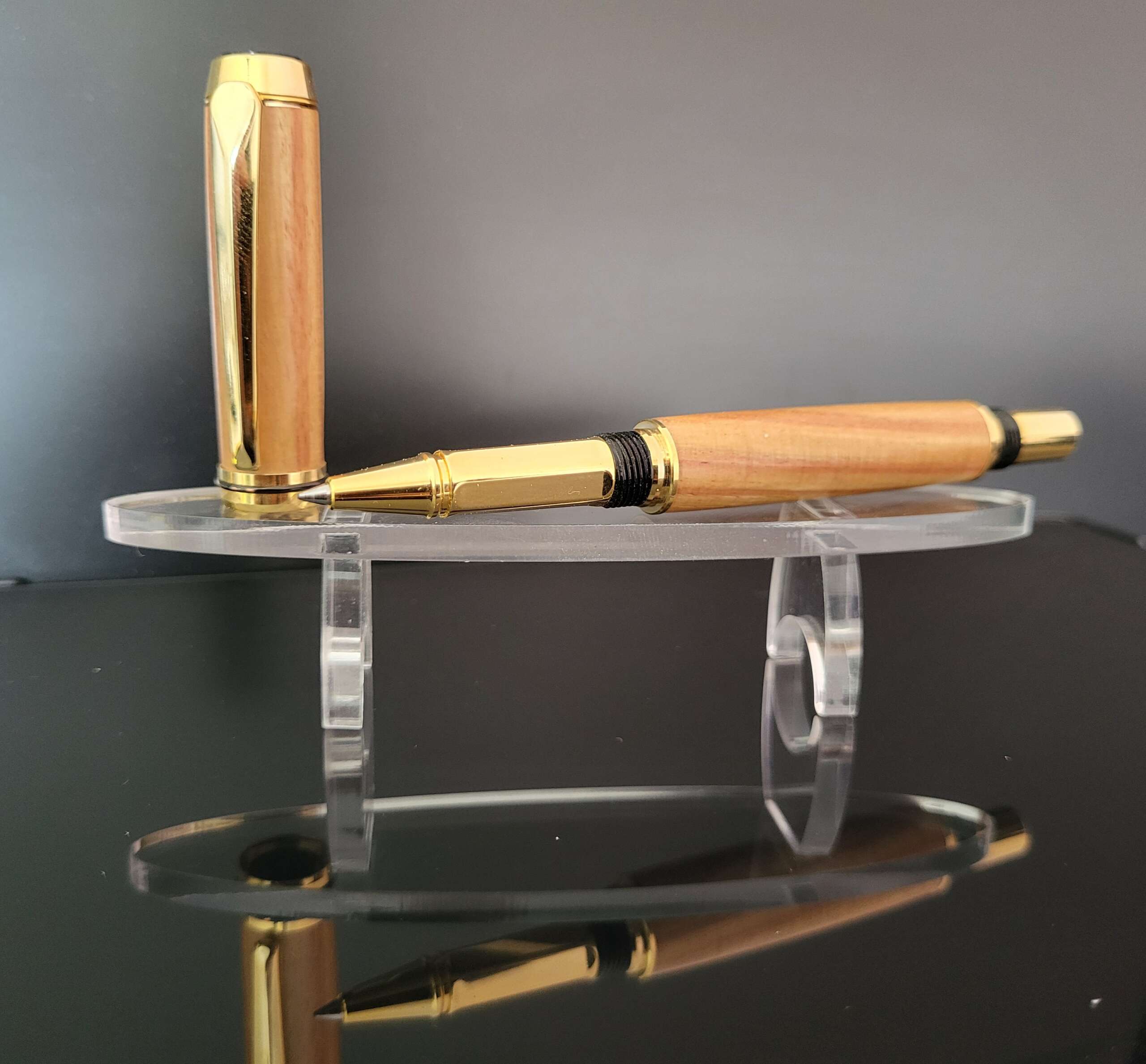 stylo roller en bois de rose dit "le romantique"